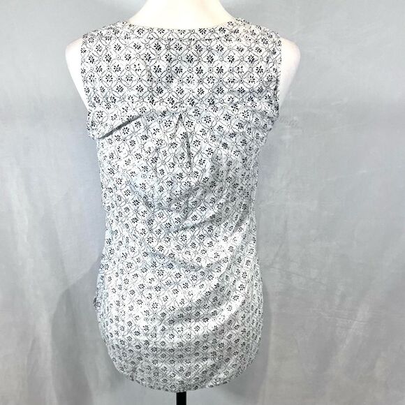 Eddie Bauer 100% cotton black and white print pintuck pleated Henley top size XS - Picture 6 of 6